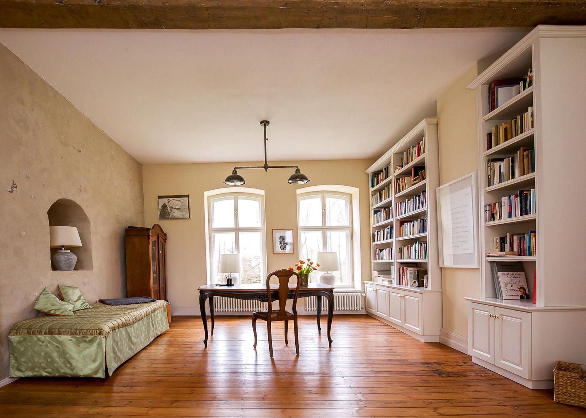 Villa Gutshaus Penzlin à Meyenburg  Extérieur photo